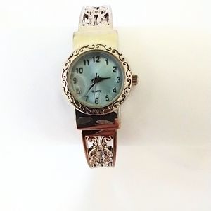 Watch women's cuff silver tone